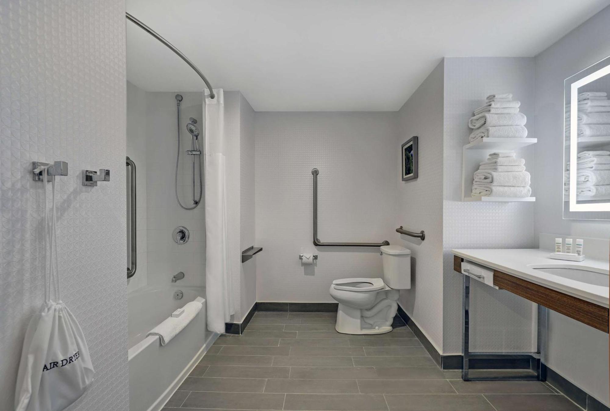 Hampton Inn & Suites Belleville Eksteriør bilde